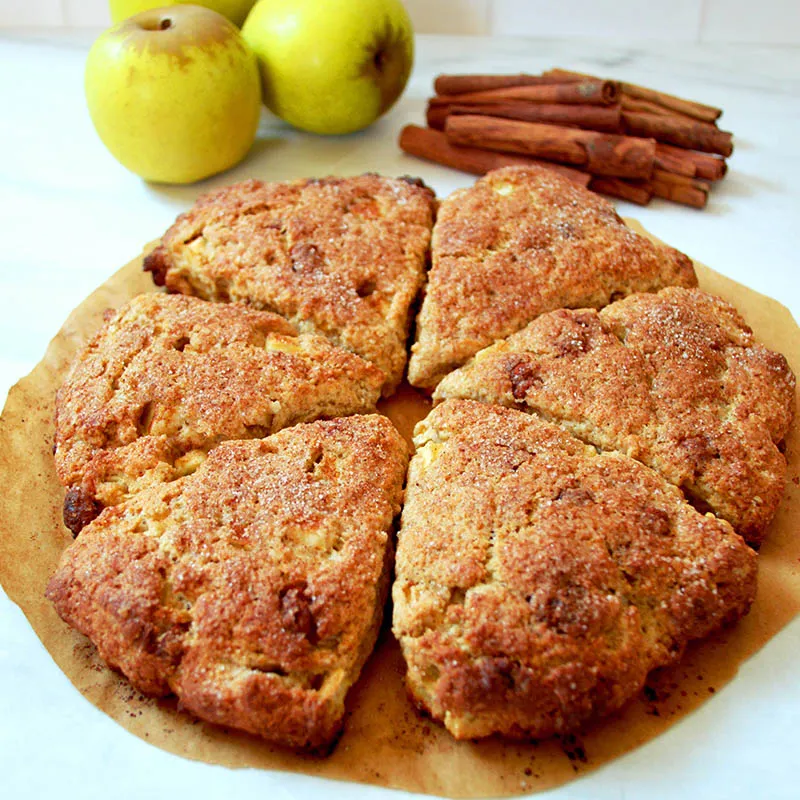 SCONES DE MANZANA CON CANELA